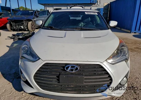 2015 Hyundai Veloster Turbo z USA, uszkodzony, nr VIN KMHTC6AEXFU222477